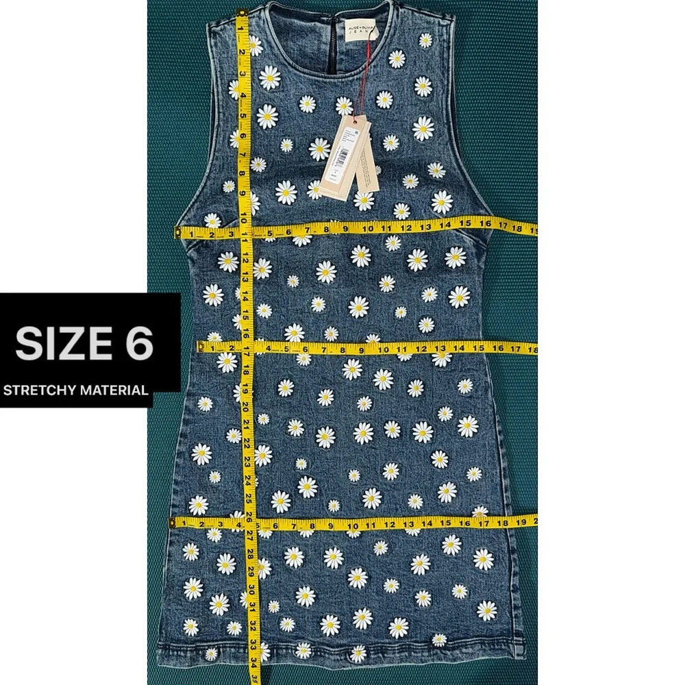 Alice + Olivia Wynell Floral Daisy Embroidered Mini Denim Dress